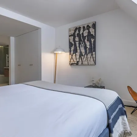 Penthouse On The Tagus In Alfama By Lovelystay