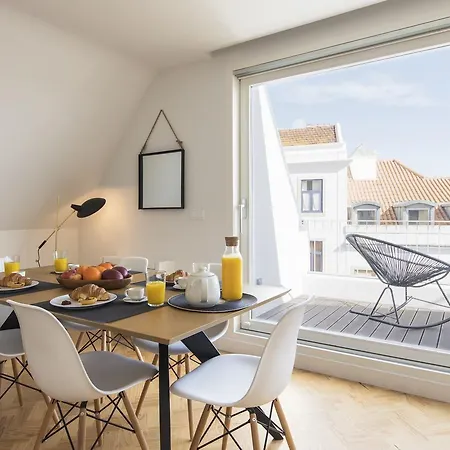 Lovelystay - Penthouse On The Tagus In Alfama *