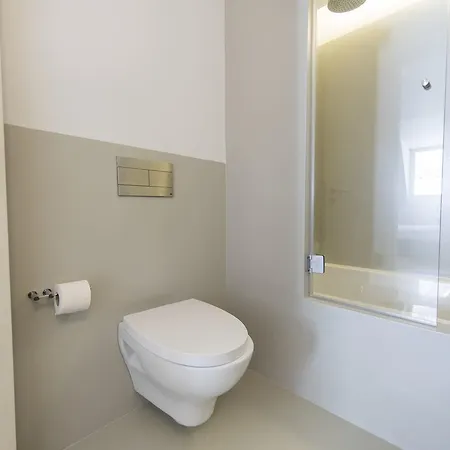 Lovelystay - Penthouse On The Tagus In Alfama Apartment *