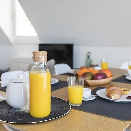 Lovelystay - Penthouse On The Tagus In Alfama Apartment
