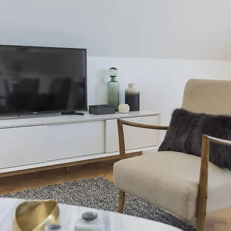 Apartment Lovelystay - Penthouse On The Tagus In Alfama *