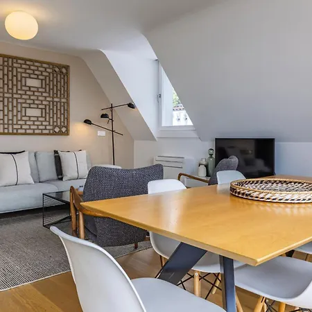 Lovelystay - Penthouse On The Tagus In Alfama *