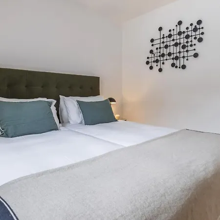 Penthouse On The Tagus In Alfama By Lovelystay Apartment