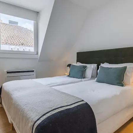 Apartment Penthouse On The Tagus In Alfama By Lovelystay